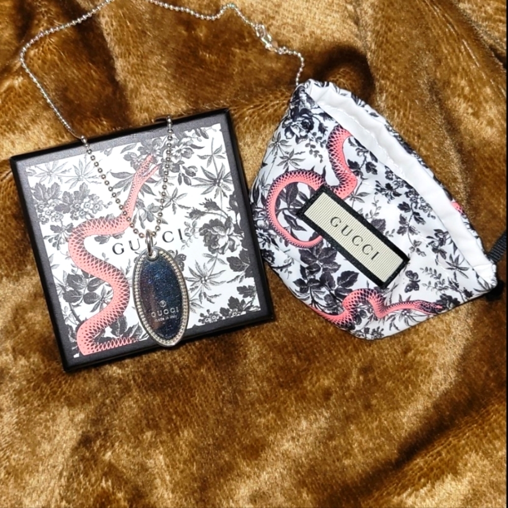 GUCCI STERLING SILVER SIGNATURE OVAL DOG TAG PENDANT BOULE CHAIN NIB